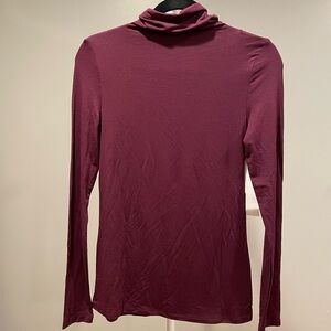14th & Union Long Sleeve Mock Neck Plum Top Women’s Size Small
